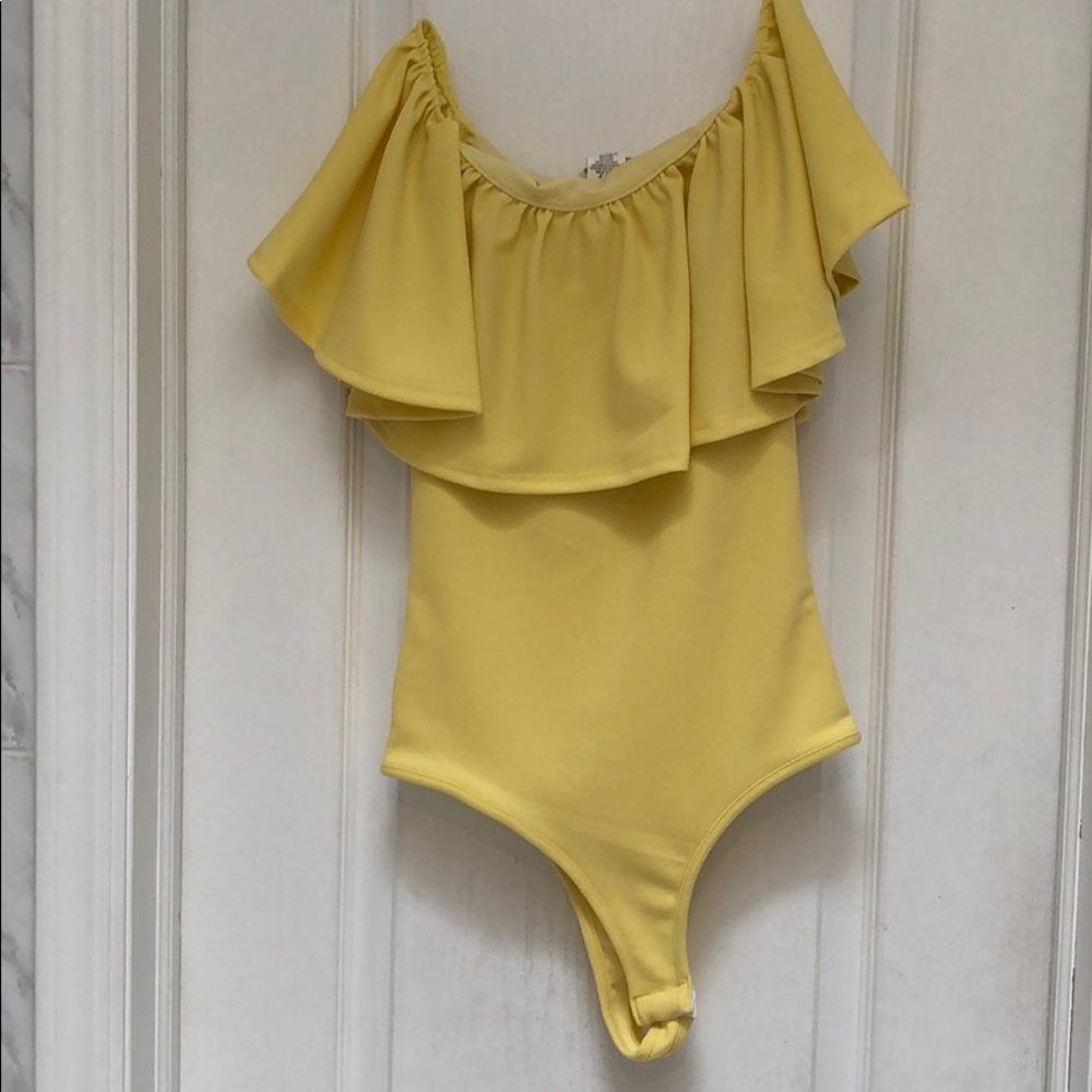 YELLOW OFF SHOULDER RUFFLE BODY SUIT - Picture 5 of 8